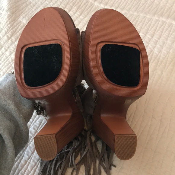 NIB- Mi.iM Pavlina Lace Up Fringe Chunky Heels - Picture 7 of 8